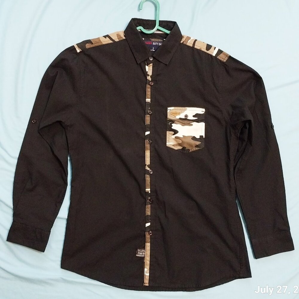 Black Long Sleeve Button Up Shirt Camo Accents US Size M, Asian Size L